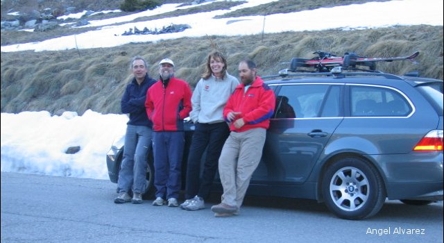 El comiat: Xavier-Llu&iacute;s-Marta-Angel