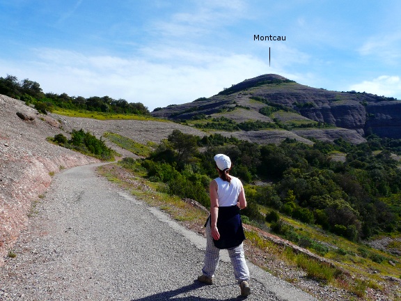 Primers metres direcci&oacute; al Coll d'Eres