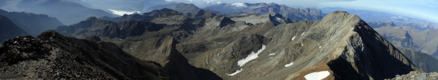 Panor�mica feta des del Pic de Bacivers: Gra de Fajol, Bastiments, Pic de Fresser, Pic de l'Infer...